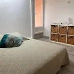Charming House In Village Centre With Terrace 別荘