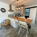 بيت للعطل Charming House In Village Centre With Terrace