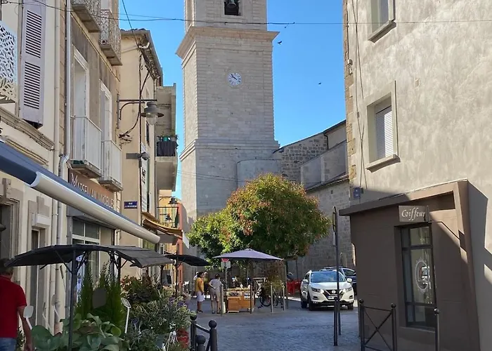 Charming House In Village Centre With Terrace Σπίτι διακοπών *